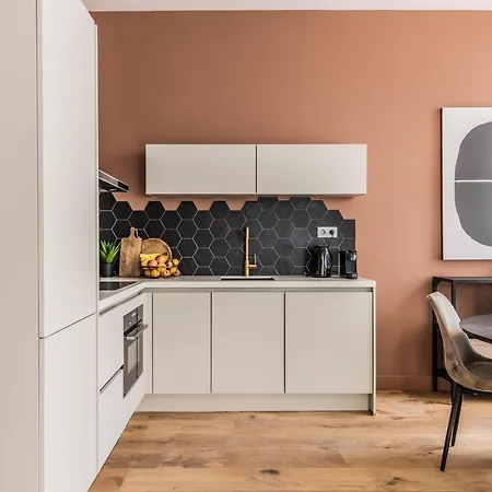 Excellent Listing 'shiraz' The Hague