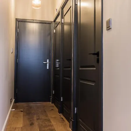Excellent Listing 'shiraz' * The Hague