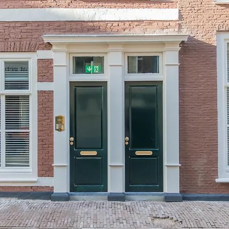 Excellent Listing 'shiraz' The Hague